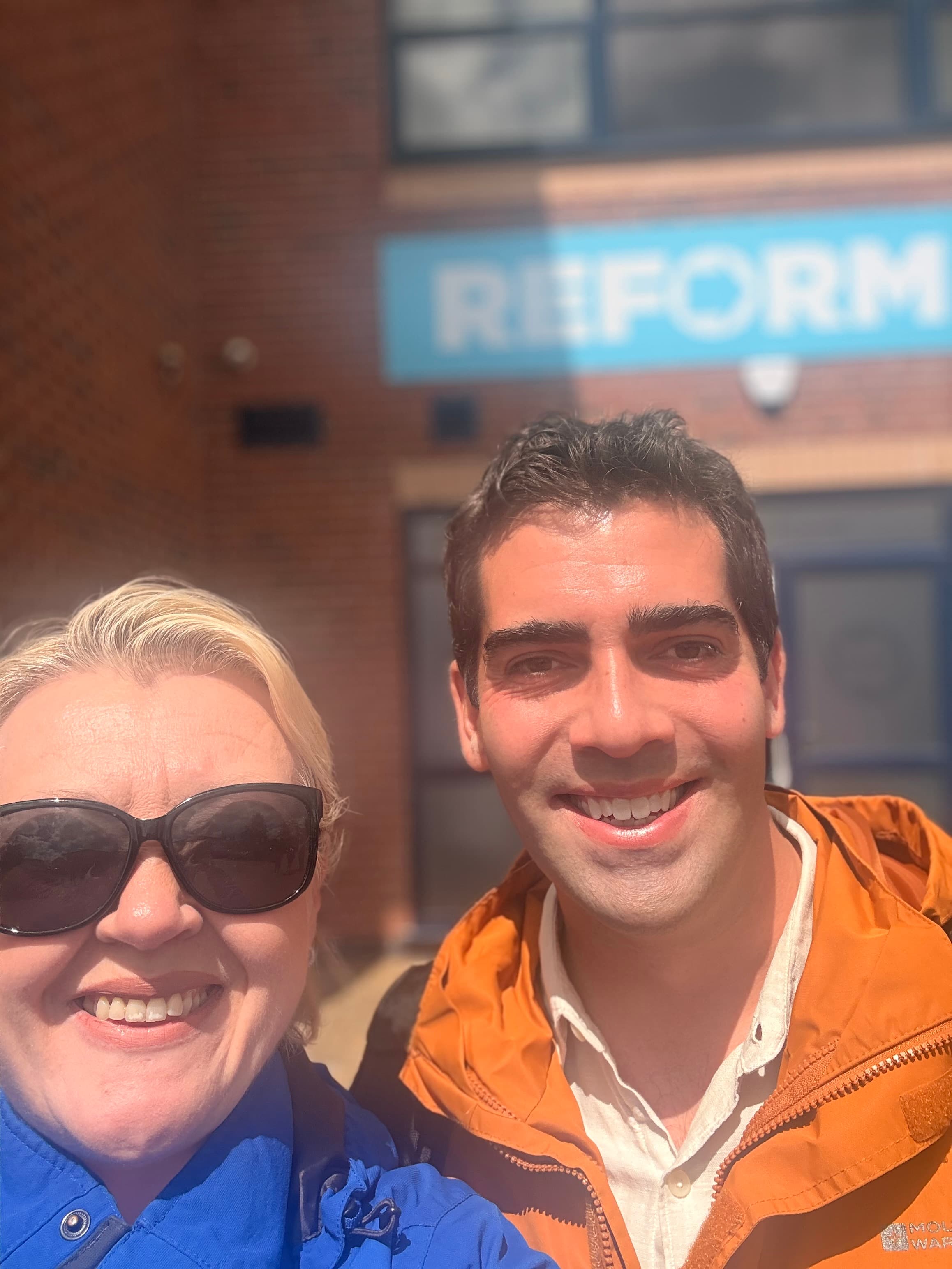 Makerfield canvassing! The dream team have arrived.